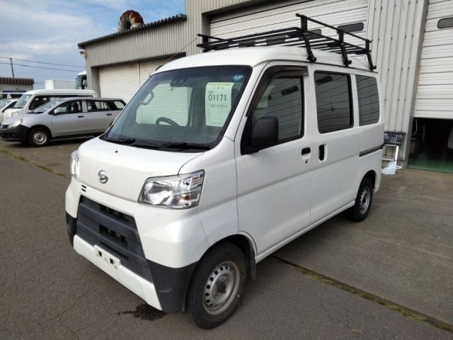 1171 Daihatsu Hijet van S331V 2018 г. (LUM Hokkaido Nyusatsu)